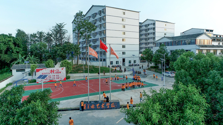 莫兰迪艺术学校简介(图2)